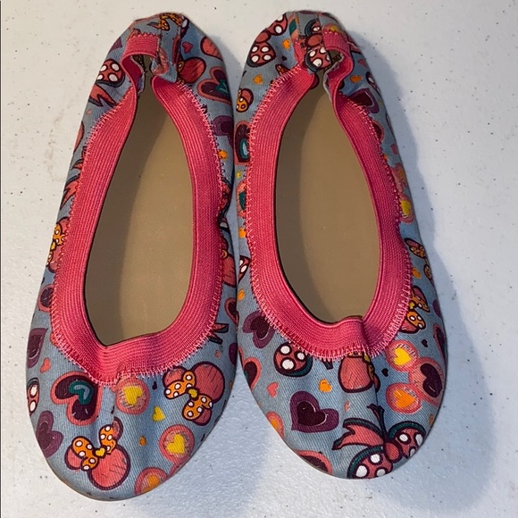Disney Other - Girls Disney flats shoes